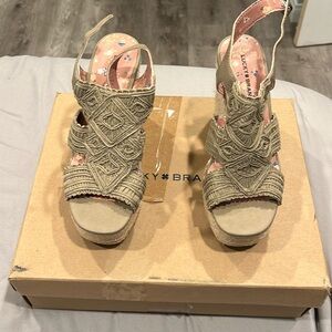 NIB Lucky LP-Radiee Size 7.5M